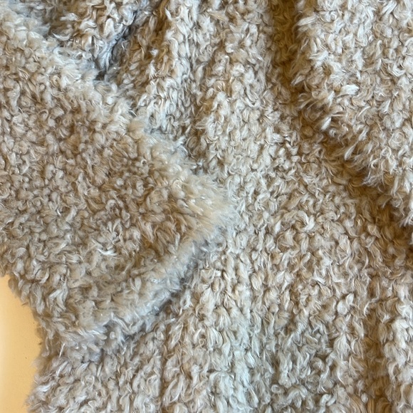 Tularosa Teddy Open Cardigan Sweater Jacket- NWT- Tan Cream- Size Medium - Picture 3 of 9